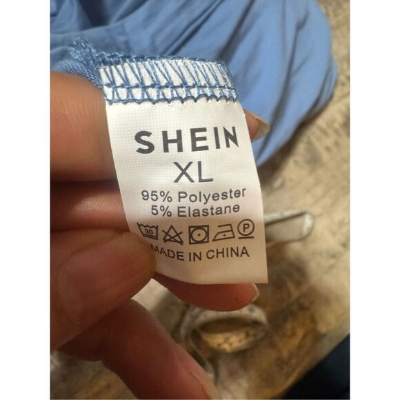 Shein blue plunge halter neck wide leg jumpsuit XL - Picture 7 of 7